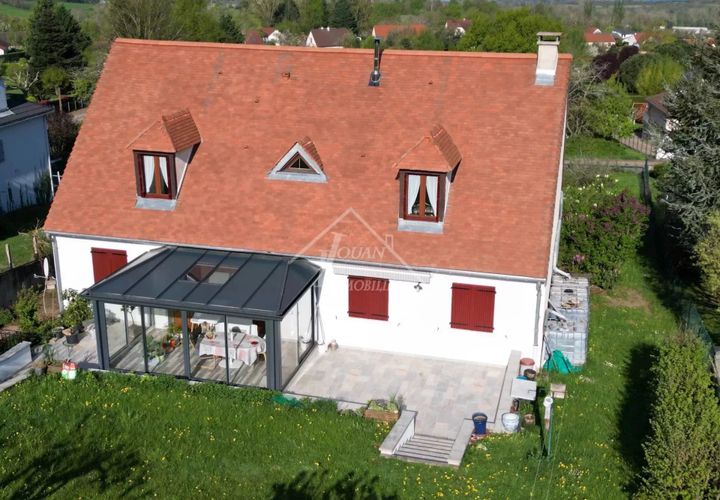 Villa i Vichy, Allier, Vichy - € 384.500 | Ref: G769B - foto 1
