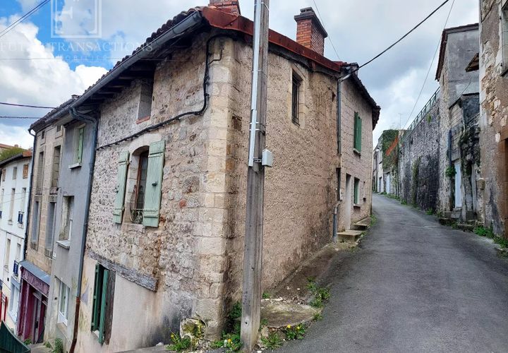 Landejendom i Nontron, Dordogne, Nontron - € 60.900 | Ref: S 2979 - foto 1