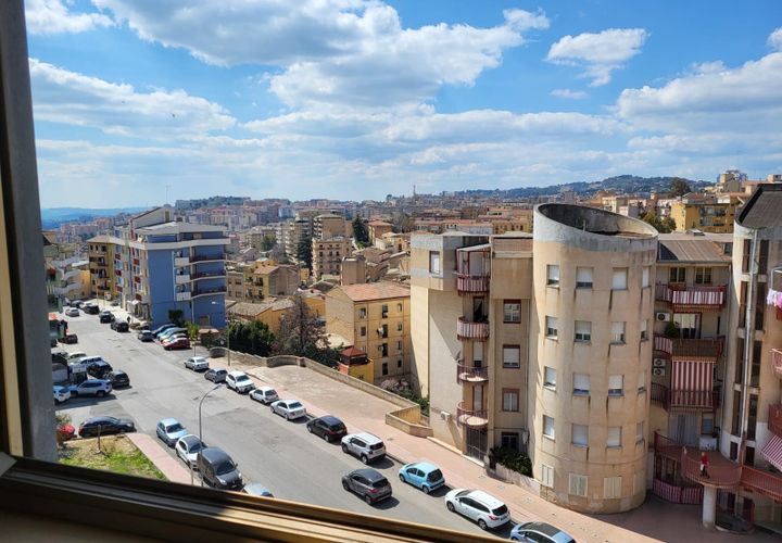 Lejlighed i Caltanissetta, Caltanissetta, Caltanissetta - € 77.000 | Ref: 1795046 - foto 1