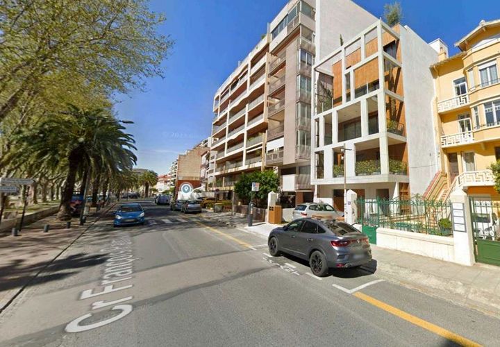 L'establiment comercial a Perpignan, Pyrenees-Orientales, Perpignan - € 159.000 | Ref: 660303553 - foto 1