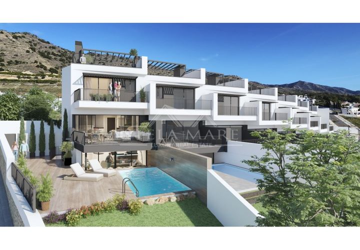 Villa i Nerja, Malaga, Nerja - € 650.000 | Ref: LIVE NERJA V8-2017 - foto 1