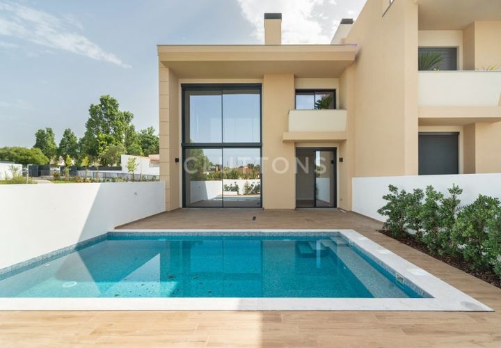 Villa i Alcabideche, Lisbon, Alcabideche - € 1.800.000 | Ref: MOR15253.D.LS - foto 1