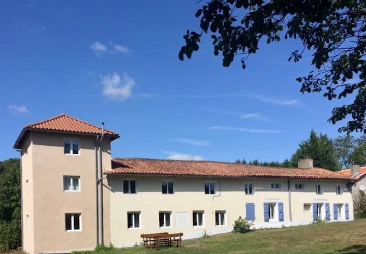 Villa a Mazerolles, Charente, Mazerolles - € 418.000 | Ref: BVI80177 - foto 1