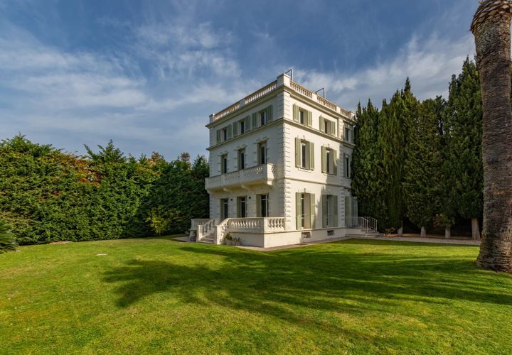 Villa i Antibes, Alpes-Maritimes, Antibes - € 4.850.000 | Ref: HH-15742080 - foto 1