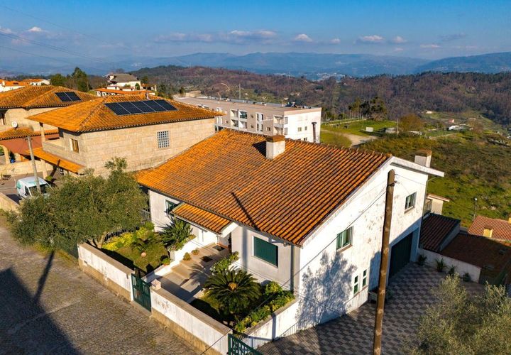 Villa i Amarante, Porto, Amarante - € 280 000 | Ref: 1044 - foto 1