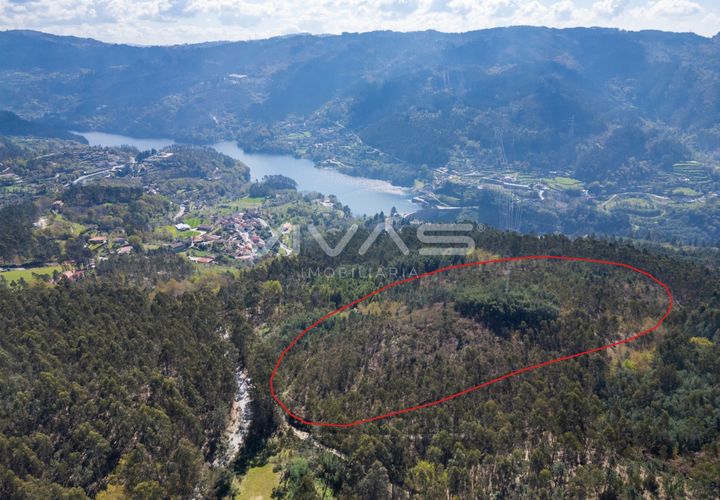 Tomt i Terras de Bouro, Braga, Terras de Bouro - € 77 500 | Ref: 01-3585 - foto 1