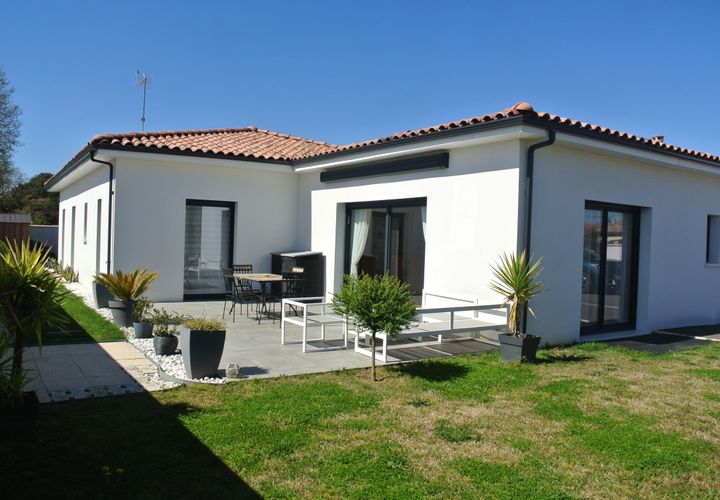 Villa i Marmande, Lot-et-Garonne, Marmande - € 369.600 | Ref: 4409 - foto 1