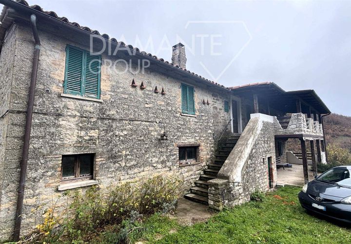 Farm i Gubbio, Perugia, Gubbio - € 325.000 | Ref: AZ348 - foto 1
