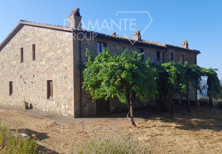 Farm hus i Acquapendente, Viterbo, Acquapendente - € 450.000 | Ref: VT6373 - foto 1