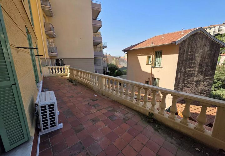 Lejlighed i Menton, Alpes-Maritimes, Menton - € 349.800 | Ref: L17105 - foto 1
