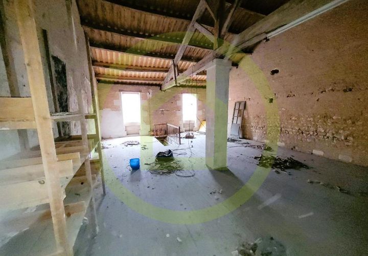 Villa a Mirambeau, Charente-Maritime, Mirambeau - € 49.900 | Ref: 3011439285 - foto 1