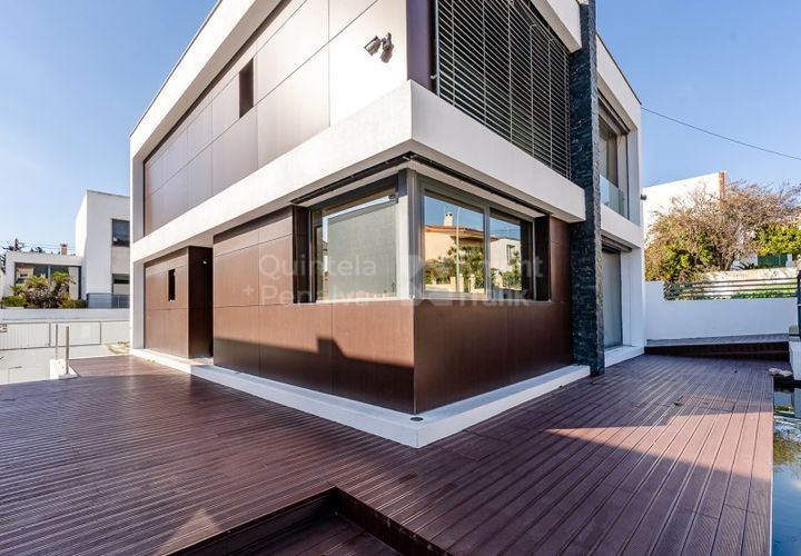 Villa i Oeiras, Lisbon, Oeiras - € 1.250.000 | Ref: PROP-32383 - foto 1