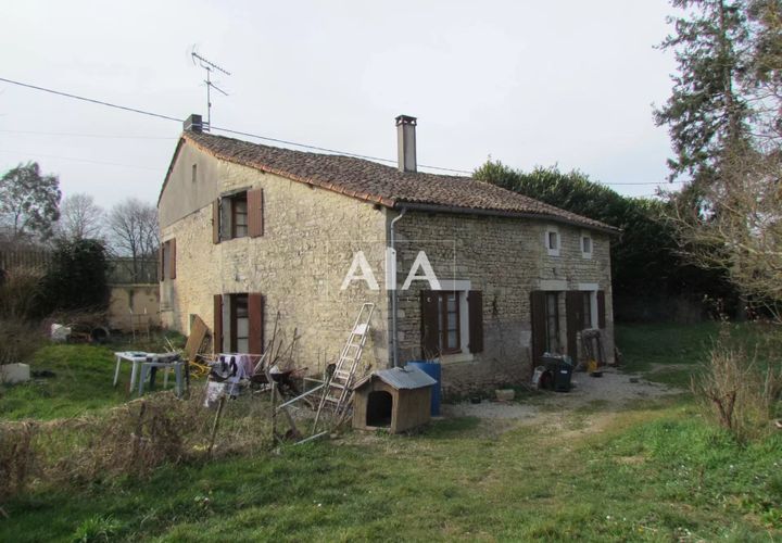 Masia a Les Adjots, Charente, Les Adjots - € 74.900 | Ref: 1188 - foto 1