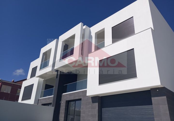 Villa i Corroios, Setubal, Corroios - € 740.000 | Ref: Mor4463 - foto 1