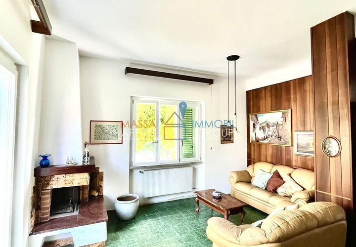 Villa i Carrara, Massa and Carrara, Carrara - € 500.000 | Ref: 3369 - foto 1