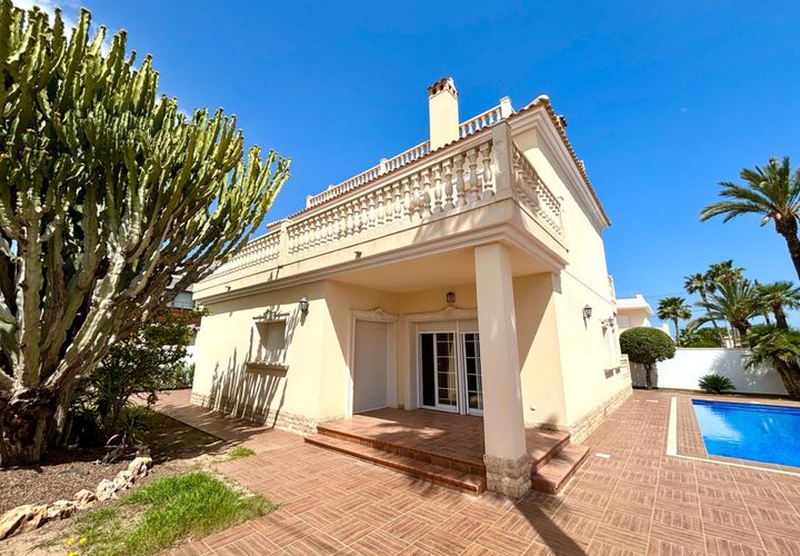 Villa i Cabo Roig, Alicante, Cabo Roig - € 910.000 | Ref: AG19MLSC1421021 - foto 1