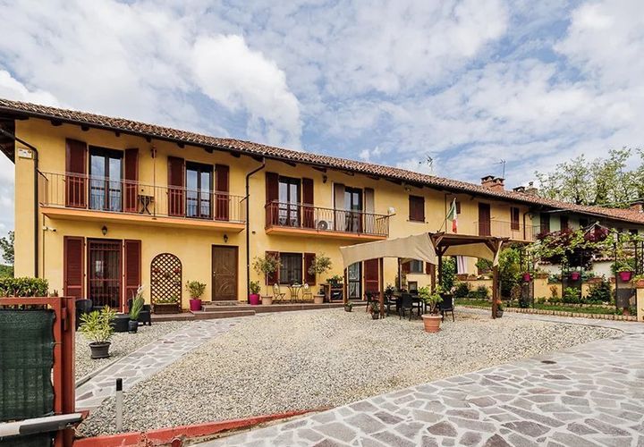 Villa a Asti, Asti, Asti - € 550.000 | Ref: AST010 - foto 1