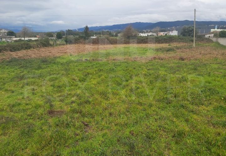 Helårsgrund i Darque, Viana do Castelo, Darque - € 519.000 | Ref: UNU-F3-70-36 - foto 1