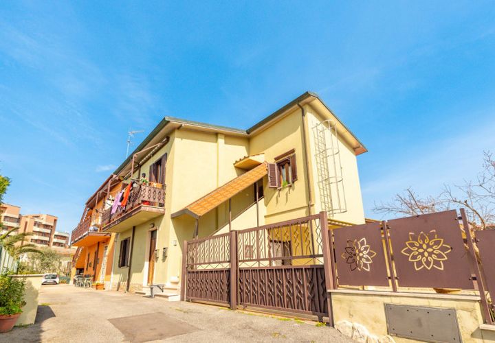 Villa i Rome, Rome, Rome - € 330.000 | Ref: P40 - foto 1