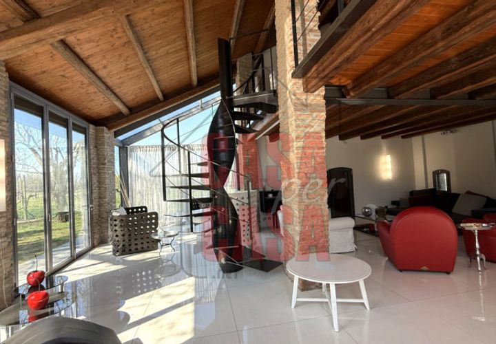 Landejendom i Ferrara, Ferrara, Ferrara - € 1.100.000 | Ref: V002 - foto 1