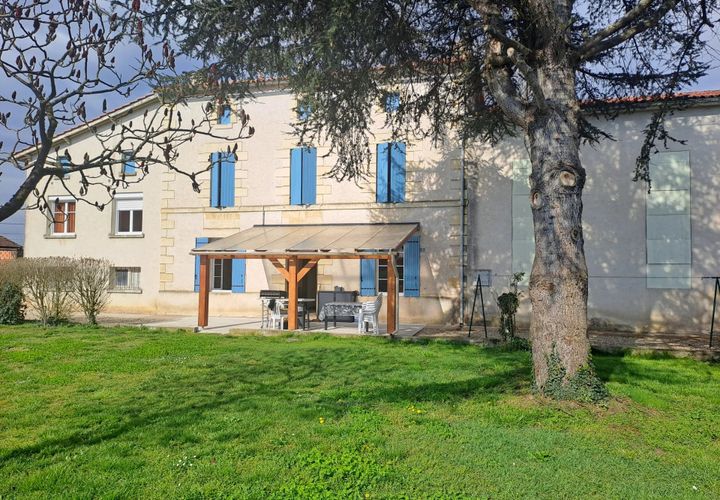 Villa i Sainte-Bazeille, Lot-et-Garonne, Sainte-Bazeille - € 199.800 | Ref: BVI79407 - foto 1