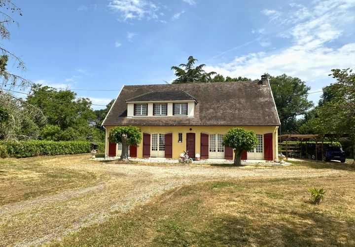 Villa i Montpon-Menesterol, Dordogne, Montpon-Menesterol - € 256.800 | Ref: BVI78975 - foto 1