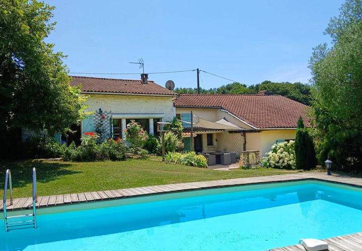 Villa i Les Essards, Charente, Les Essards - € 270 000 | Ref: BVI79544 - foto 1
