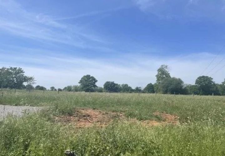 Helårsgrund i Chaillac, Indre, Chaillac - € 16.000 | Ref: BVI71786 - foto 1