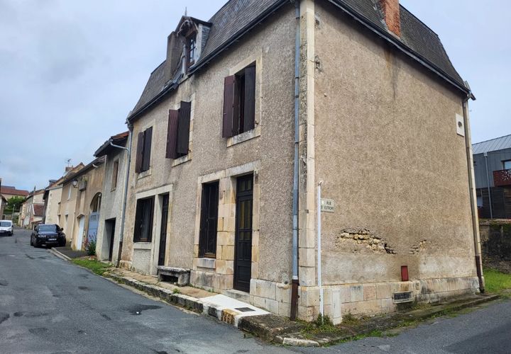 Villa a Saint-Savin, Vienne, Saint-Savin - € 64.000 | Ref: BVI72259 - foto 1