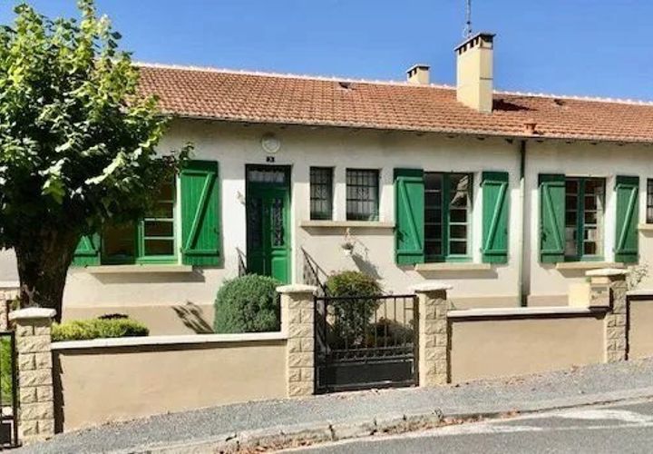 Villa a Chalais, Charente, Chalais - € 170.640 | Ref: BVI77916 - foto 1