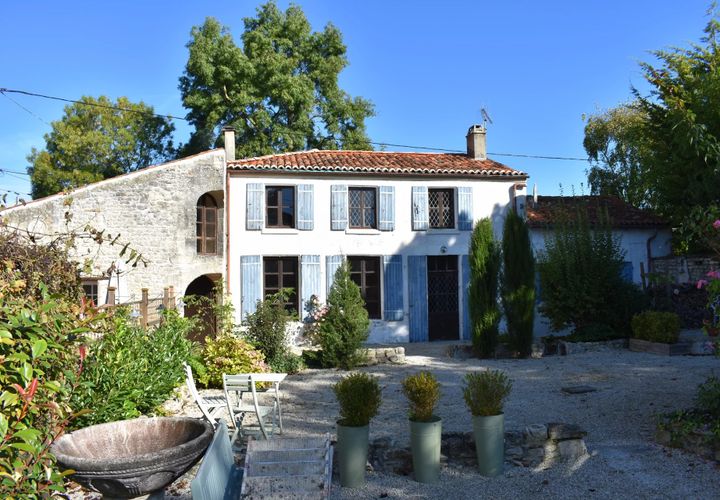 Villa i Aulnay, Charente-Maritime, Aulnay - € 285.000 | Ref: BVI61191 - foto 1