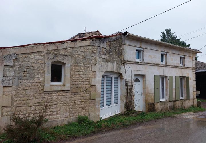 Landsbyhus i Jonzac, Charente-Maritime, Jonzac - € 199.800 | Ref: BVI73278 - foto 1