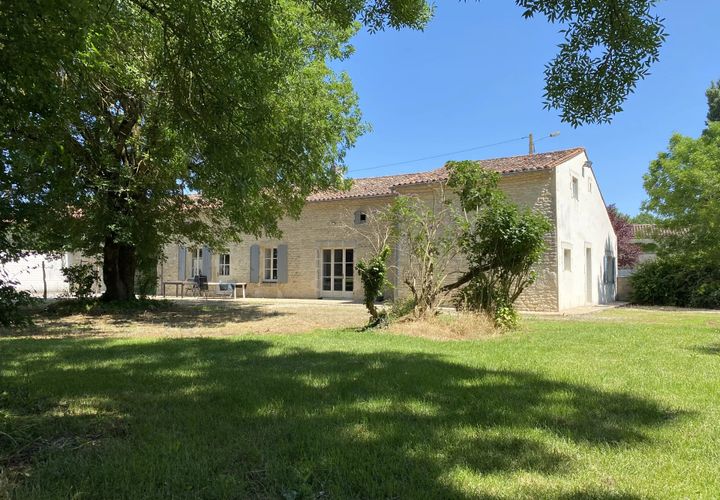 Villa a Verdille, Charente, Verdille - € 235.400 | Ref: BVI68761 - foto 1