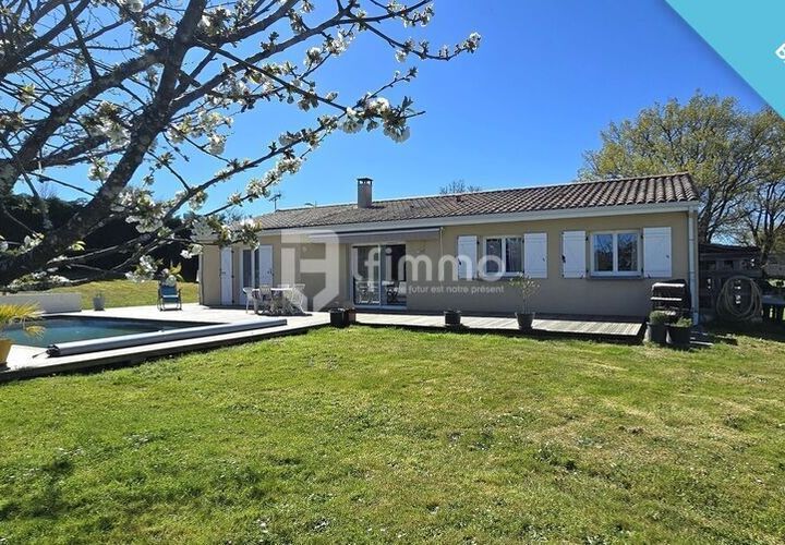 Villa i Lapouyade, Gironde, Lapouyade - € 262.200 | Ref: fr065571 - foto 1