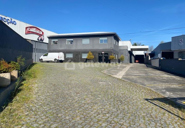 Commercial property in Trofa, Porto, Trofa - € 6,500/month | Ref: MAG_32 - photo 1
