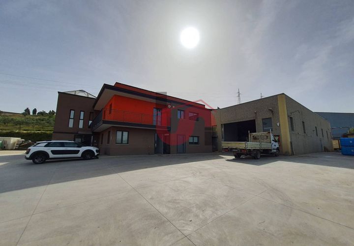 Erhvervsejendom i Benevento, Benevento, Benevento - € 850.000 | Ref: AA22616 - foto 1