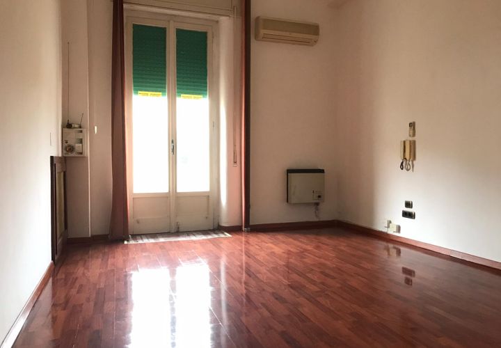L'establiment comercial a Benevento, Benevento, Benevento - € 400/mes | Ref: AA34305 - foto 1