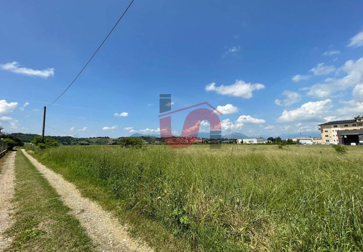Helårsgrund i Benevento, Benevento, Benevento - € 245.000 | Ref: AA39223 - foto 1