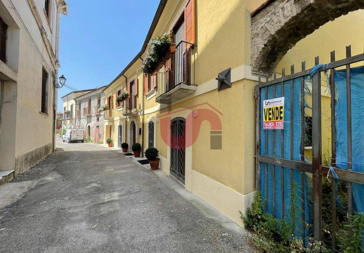 Villa a Benevento, Benevento, Benevento - € 155.000 | Ref: AA39328 - foto 1