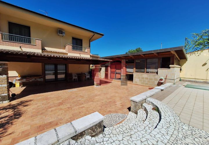 Villa i Benevento, Benevento, Benevento - € 540 000 | Ref: AA39524 - foto 1
