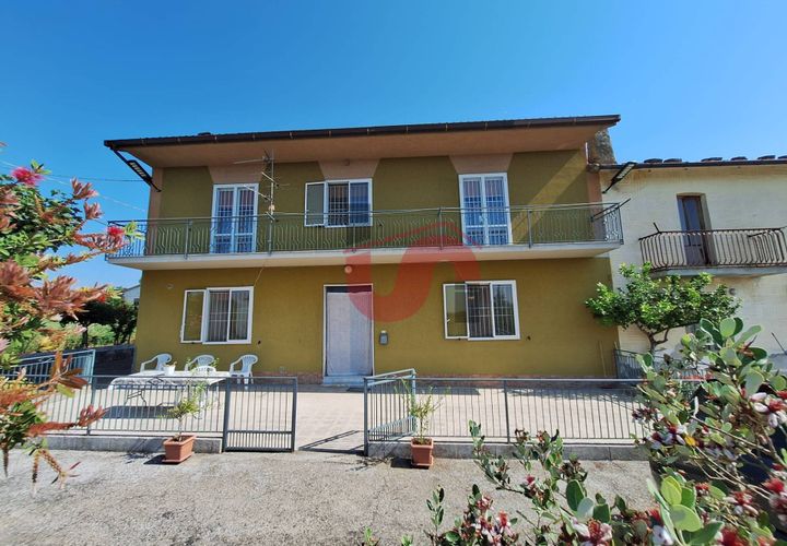 Villa i Benevento, Benevento, Benevento - € 148.000 | Ref: AA39525 - foto 1