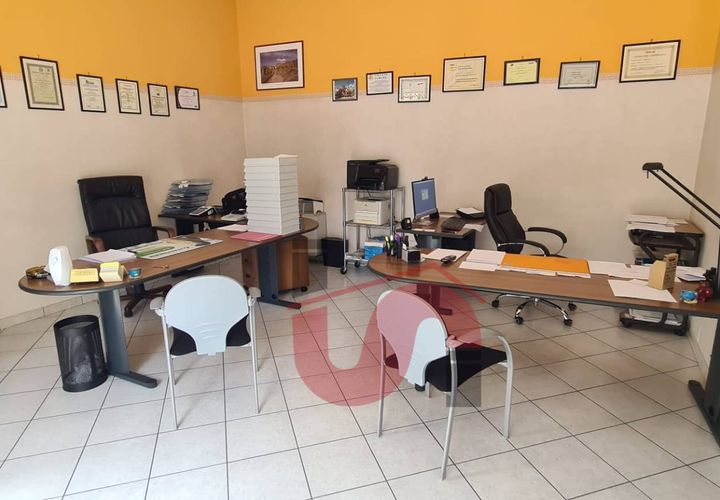 Erhvervsejendom i Benevento, Benevento, Benevento - € 99.000 | Ref: AA39672 - foto 1