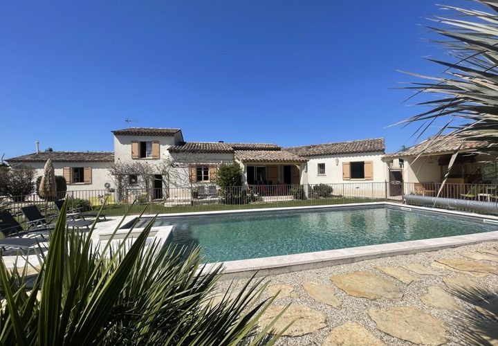 Landejendom i Cheval-Blanc, Vaucluse, Cheval-Blanc - € 1.030.000 | Ref: 204294CM-2000002052 - foto 1