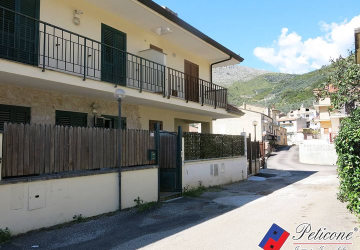 Villa a Fondi, Latina, Fondi - € 320.000 | Ref: V621 - foto 1