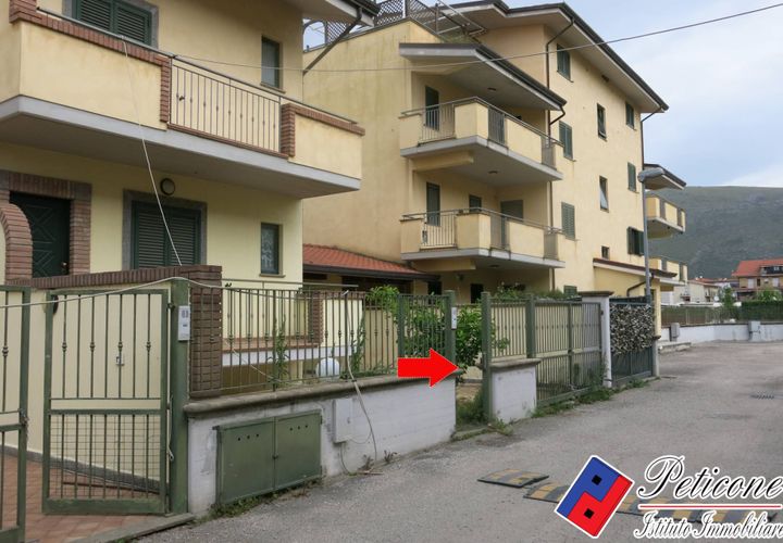 Villa a Fondi, Latina, Fondi - € 330.000 | Ref: V736RM - foto 1