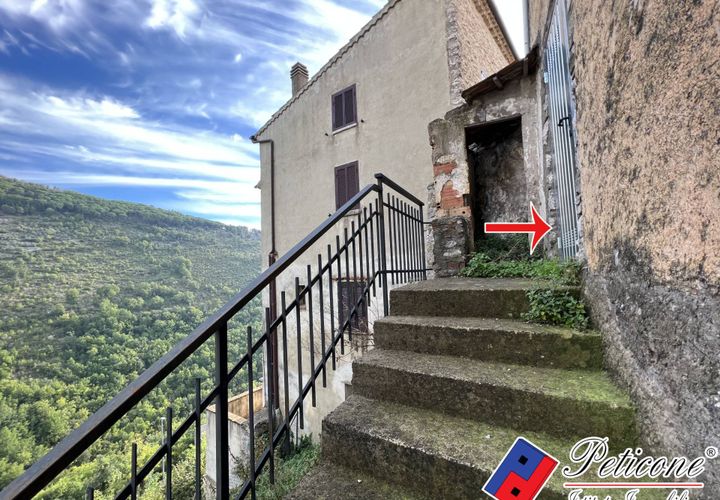 Lejlighed i Lenola, Latina, Lenola - € 10.000 | Ref: D110RM - foto 1