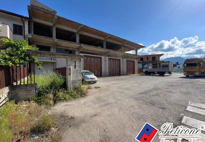 Erhvervsejendom i Fondi, Latina, Fondi - € 1.000.000 | Ref: C214 - foto 1