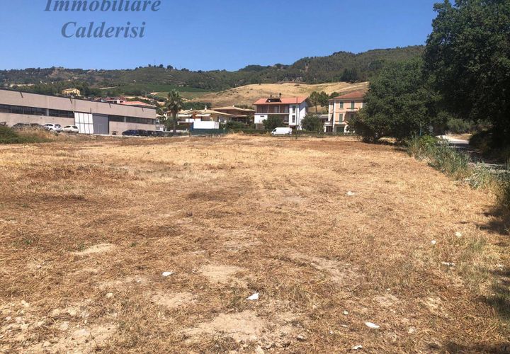 Helårsgrund i Ripatransone, Ascoli Piceno, Ripatransone - € 290.000 | Ref: V661D - foto 1