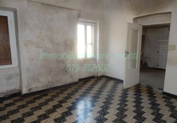 Villa i Savona, Savona, Savona - € 105.000 | Ref: 4003 - foto 1