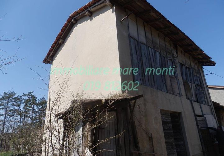 Villa en Giusvalla, Savona, Giusvalla - € 25.000 | Ref: 4011 - photo 1